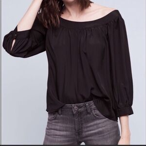 MAEVE (ANTHRO) OFF THE SHOULDER BLACK TOP - WOMENS SM BLACK TOP